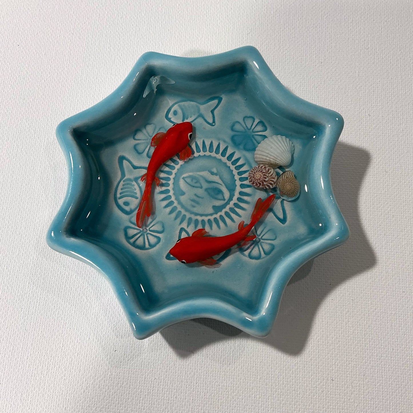 Fish Bowl - Unique Turquoise and White Ceramic Bowl with Sculptures of Fishes!