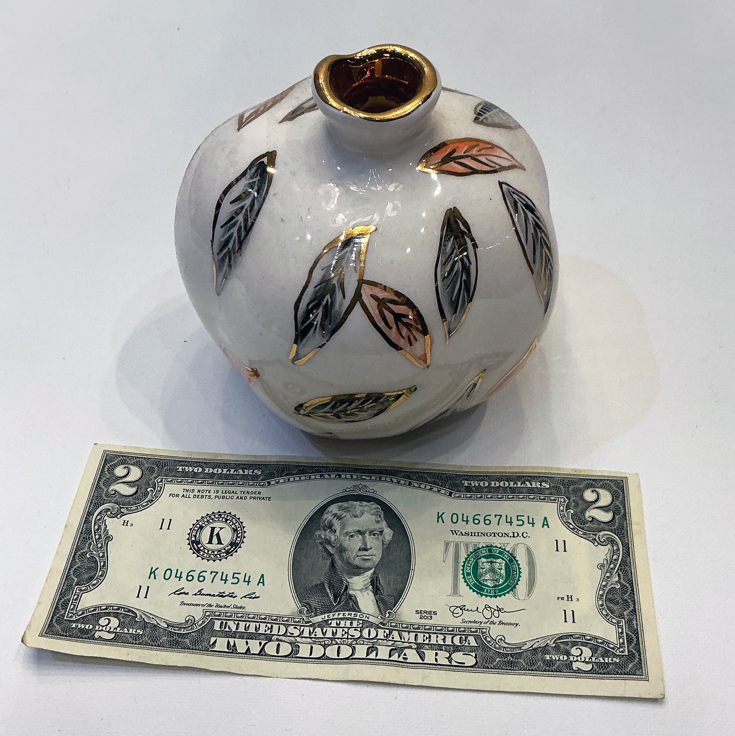 Handmade Ceramic Pomegranate Designed by 11-Carat Gold in 2 Designs