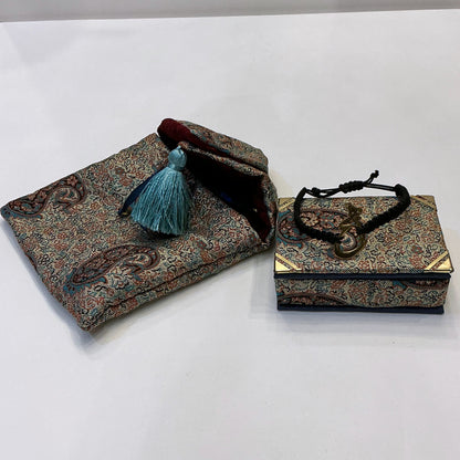 A Bracelet with Termeh Jewelry Box and Cover, A Unique Gift for You Loved Ones, Style 1